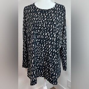 Nanso of Finland Abstract Print Tunic Top‎
